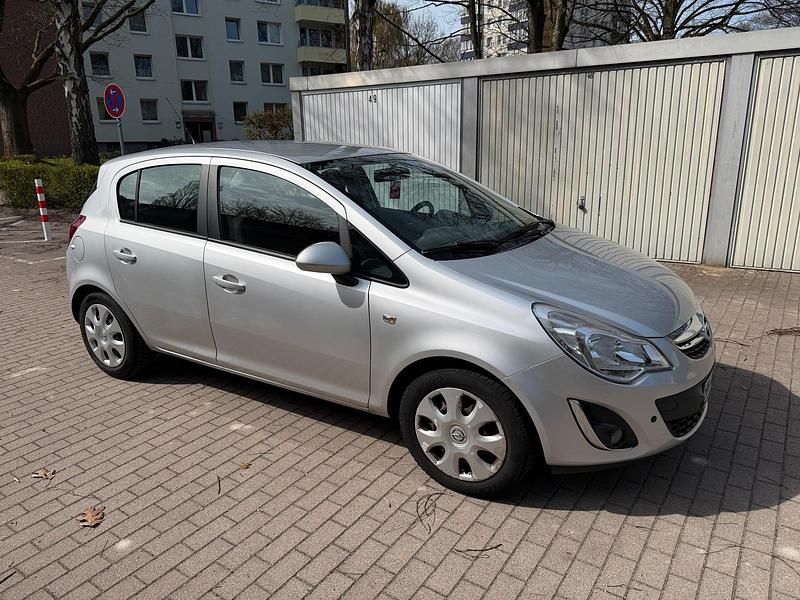 Gebraucht Opel Corsa S 86 PS (63 kW) 2011 Silber Kleinwagen