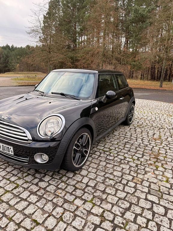 Schwarz Gebraucht 2009 Mini ONE Kleinwagen | 3.200 € (Superpreis) - Bild 1/4