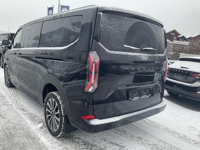 Agate black metallic agate black metallic Neu 2025 Ford Tourneo Titanium Van / Kleinbus | 62.075 € (Fairer Preis) - Bild 1/1