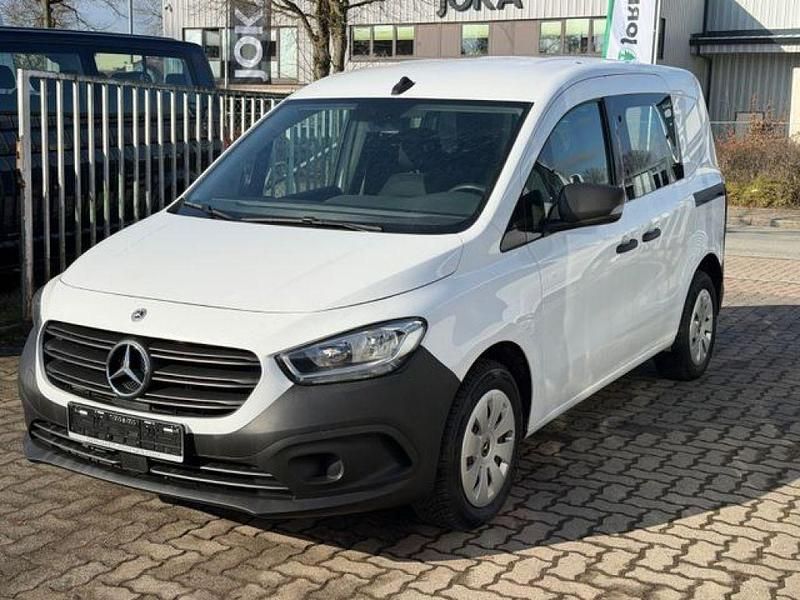 Gebraucht Mercedes Citan 108 75 PS (55 kW) 2021 Arktikweiss Van