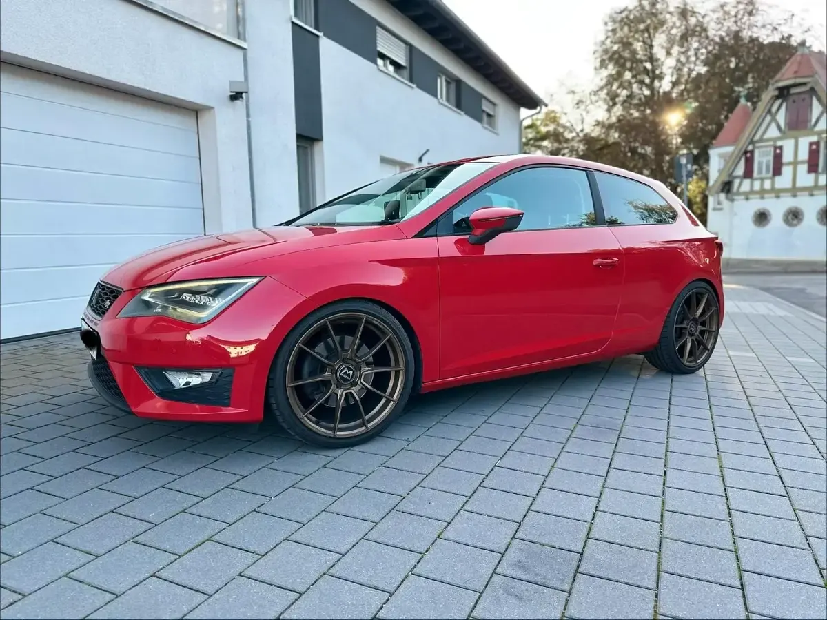 Gebraucht Seat Leon FR 179 PS (131 kW) 2013 Rot Coupé