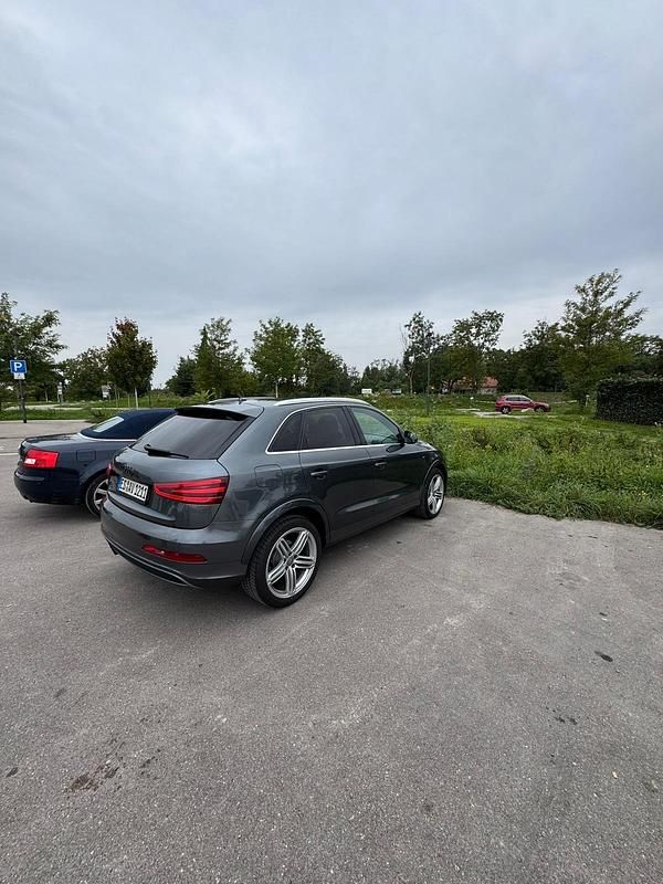 Grau Gebraucht 2013 Audi Q3 S-Line SUV | 15.200 € (Fairer Preis) - Bild 1/4