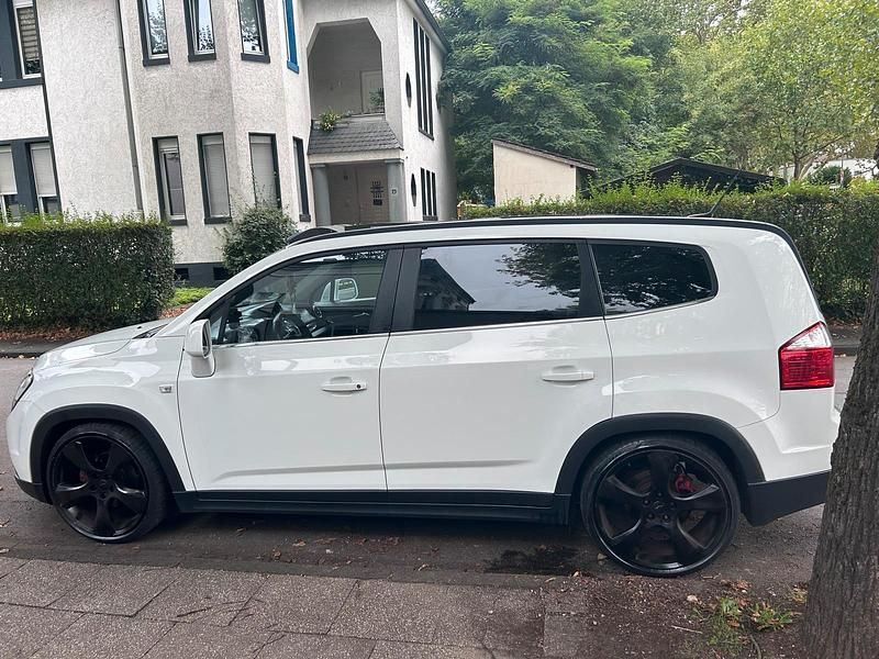 Weiß Gebraucht 2013 Chevrolet Orlando Limousine | 7.000 € - Bild 1/4