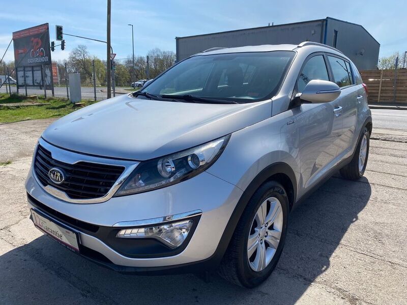 Silber Gebraucht 2012 Kia Sportage Vision SUV | 6.990 € (Guter Preis) - Bild 1/4