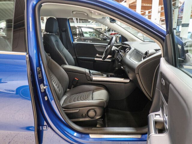 Gebraucht Mercedes B200 Advanced 150 PS (110 kW) 2023 Blau / spektralblau Van / Kleinbus
