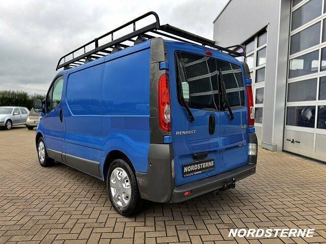Second-hand Renault Trafic 90 CP (66 kW) 2011 Monovolum