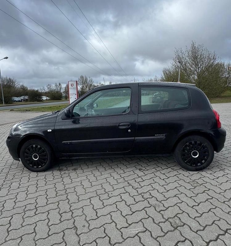 Gebraucht Renault Clio II 75 PS (55 kW) 2005 Schwarz Kleinwagen