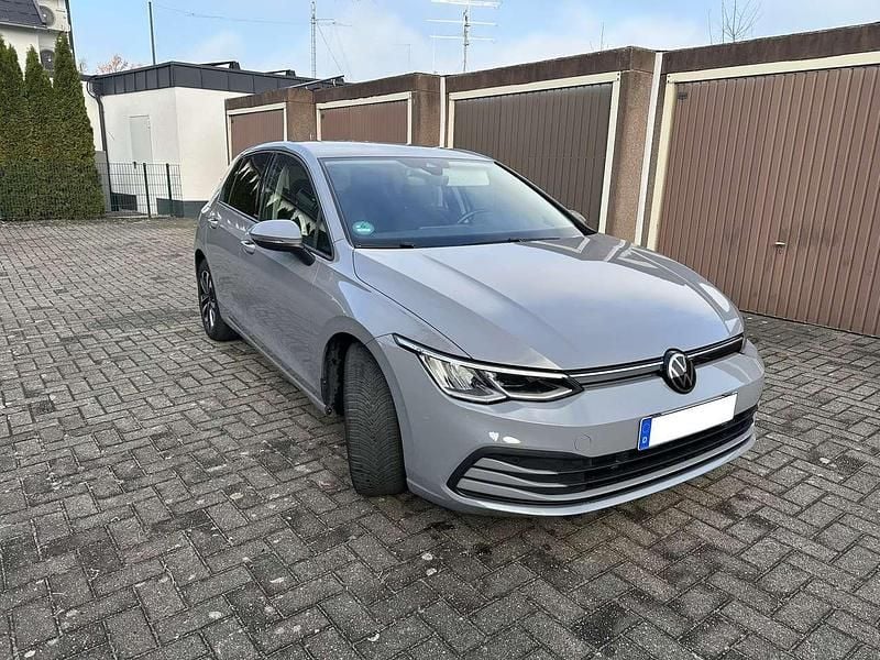 Grau Gebraucht 2021 VW Golf VIII United Kleinwagen | 19.200 € (Superpreis) - Bild 1/4