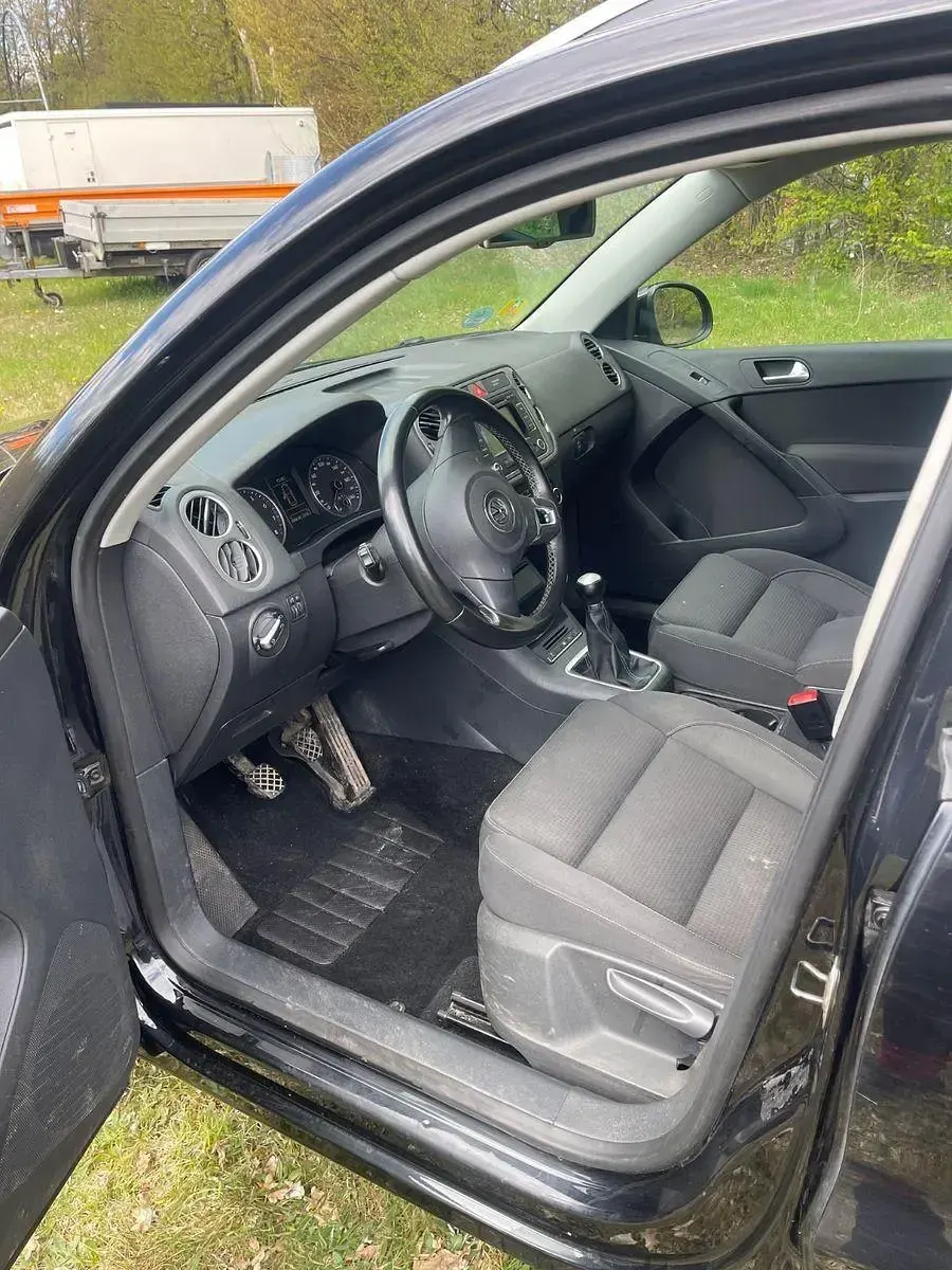 Gebraucht VW Tiguan Team 150 PS (110 kW) 2010 Schwarz SUV