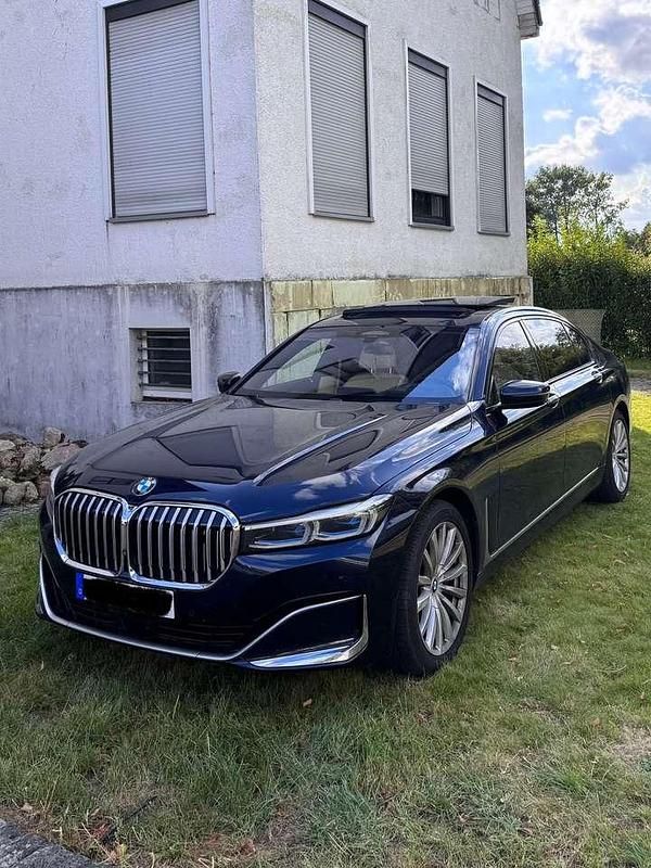 Gebraucht BMW 730 265 PS (194 kW) 2019 Limousine