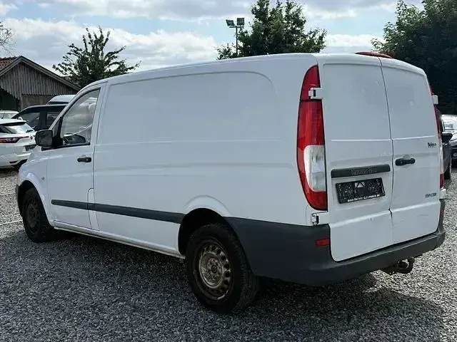 Gebraucht Mercedes Vito 95 PS (69 kW) 2013 Arktikweiss Van