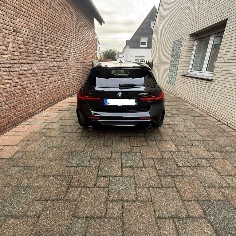 Gebraucht BMW M135 Shadowline 306 PS (225 kW) 2024 Schwarz Kleinwagen