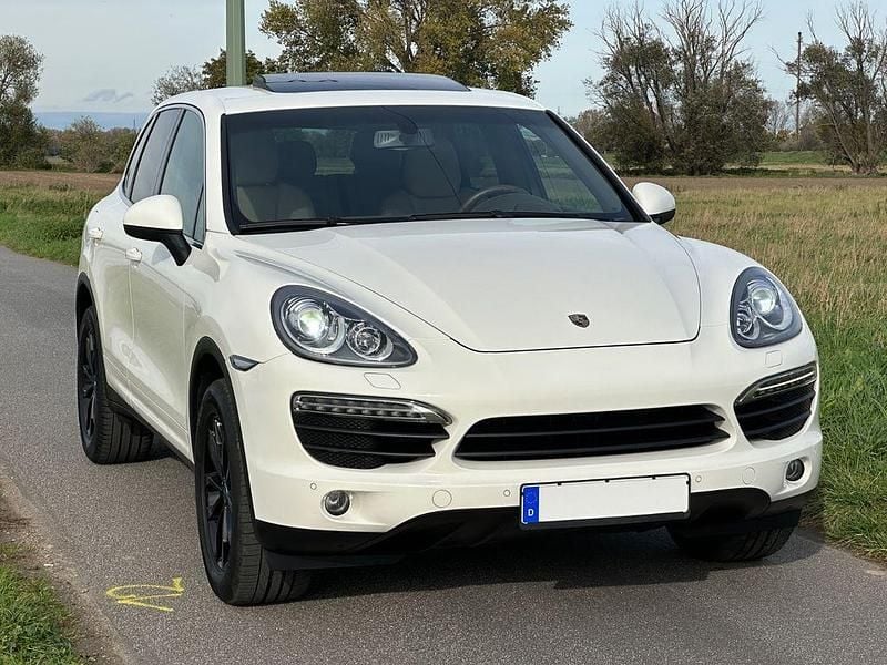 Weiß Gebraucht 2010 Porsche Cayenne S SUV | 24.977 € (Fairer Preis) - Bild 1/4