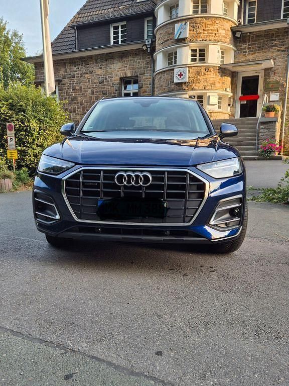 Blau Gebraucht 2022 Audi Q5 Sport SUV | 34.900 € (Superpreis) - Bild 1/4