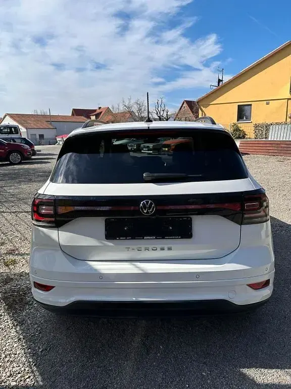 Gebraucht VW T-Cross Life 150 PS (110 kW) 2023 Weiß SUV