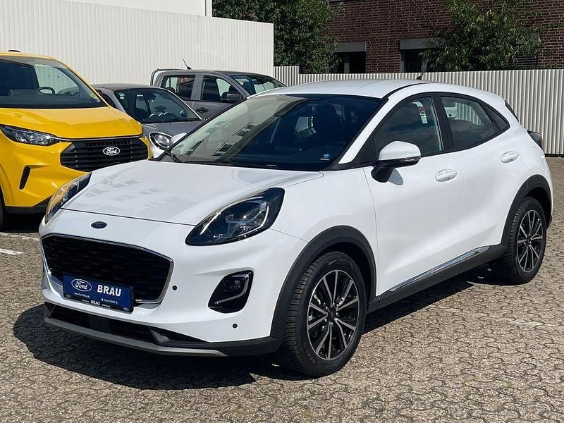 Weiß Gebraucht 2023 Ford Puma Titanium SUV | 22.990 € (Fairer Preis) - Bild 1/4