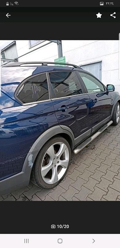 Blau Gebraucht 2010 Chevrolet Captiva SUV | 8.000 € (Teuer) - Bild 1/4