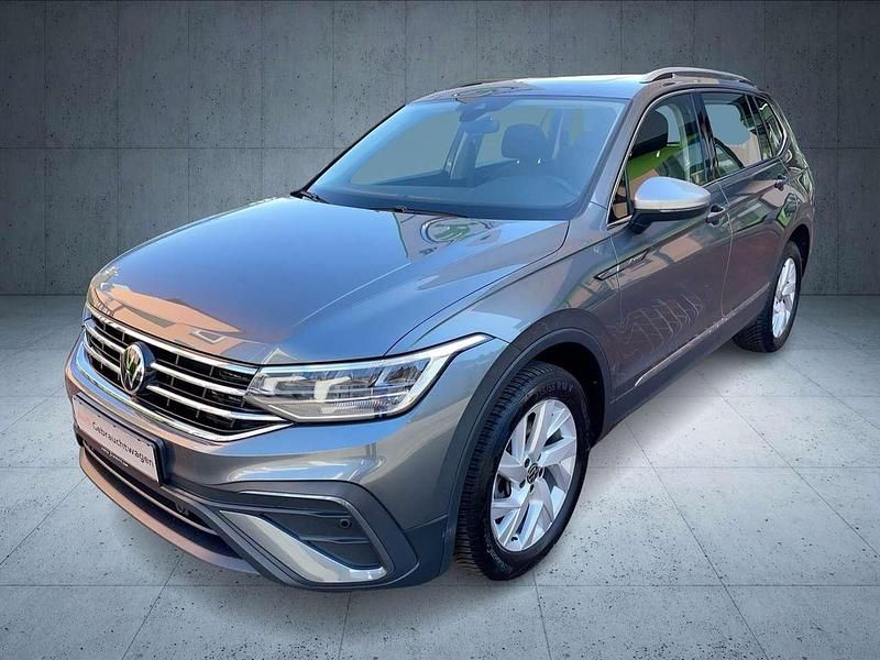 Grau Gebraucht 2022 VW Tiguan Allspace Life SUV | 29.980 € (Fairer Preis) - Bild 1/4