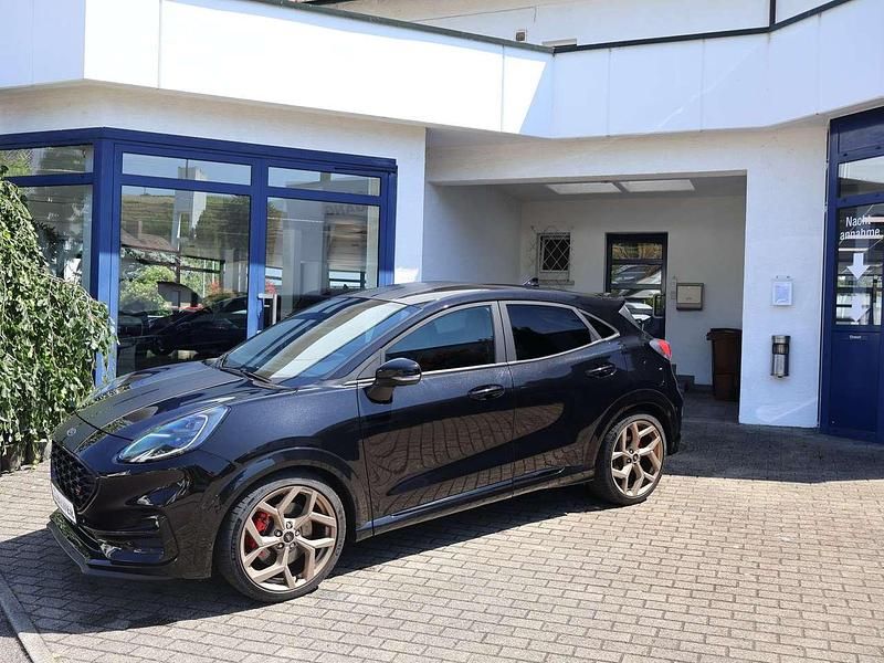 Agate black Gebraucht 2022 Ford Puma ST SUV | 24.990 € (Fairer Preis) - Bild 1/3