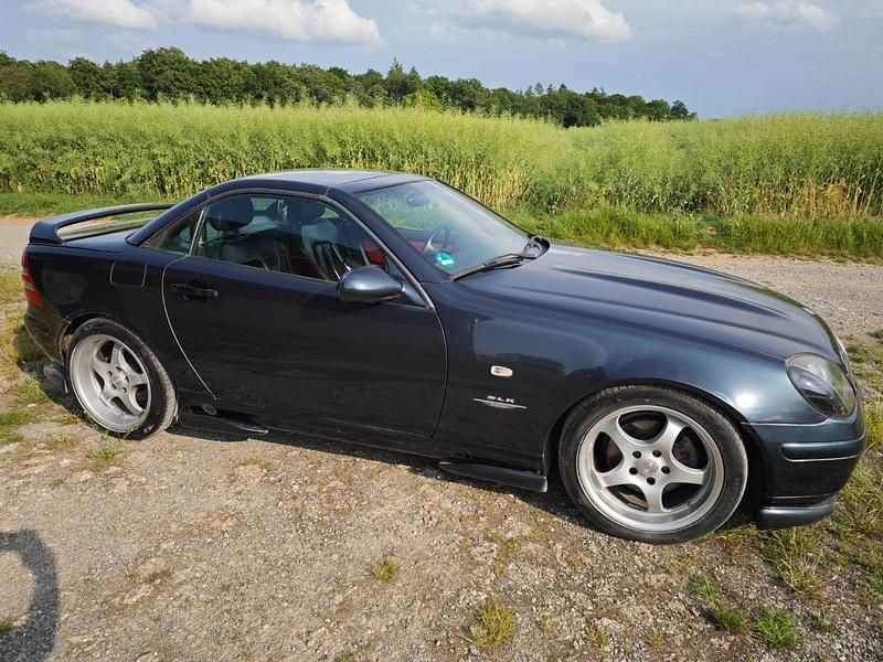 Schwarz Gebraucht 1998 Mercedes SLK230 Cabrio | 2.950 € (Guter Preis) - Bild 1/4