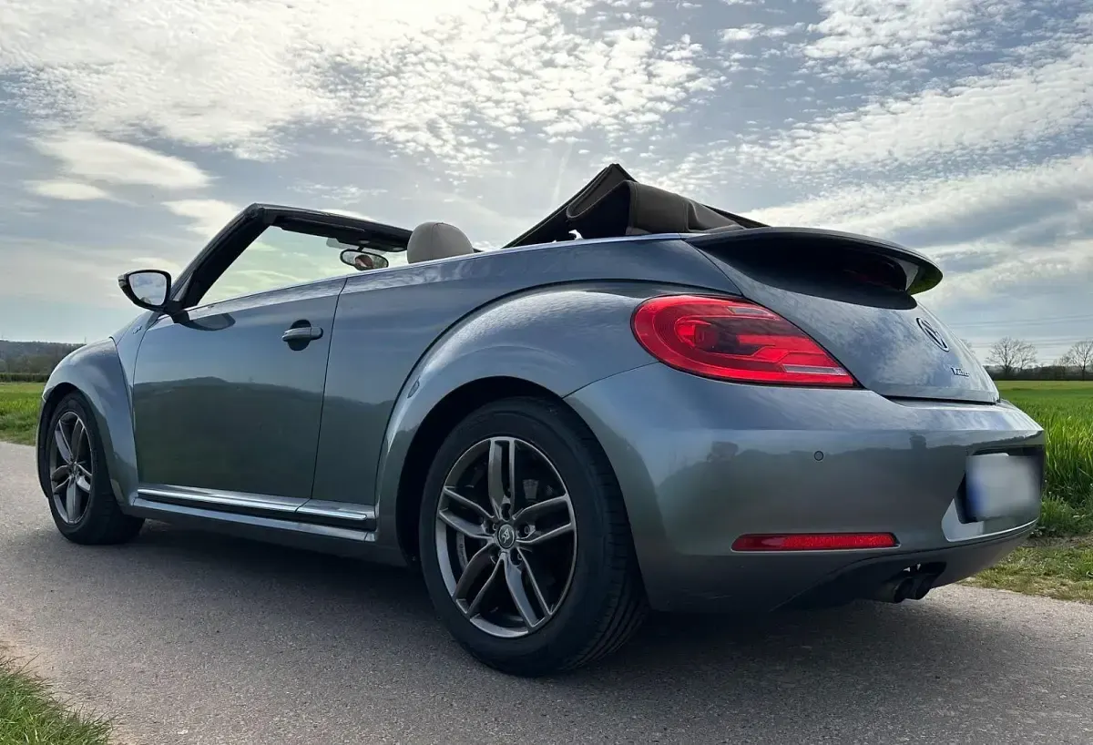 Używany VW Beetle S 140 KM (102 kW) 2013 Szary Hatchback