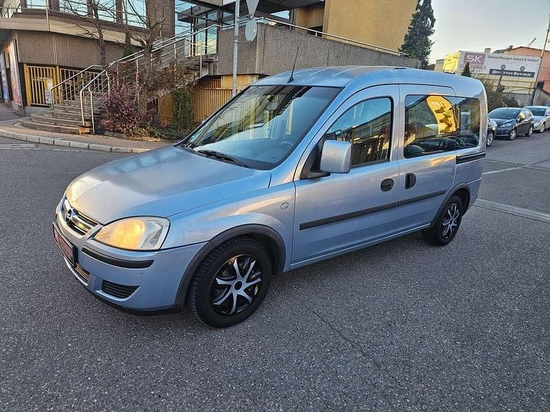 Second-hand Opel Combo Edition 90 CP (66 kW) 2008 Albastru Monovolum