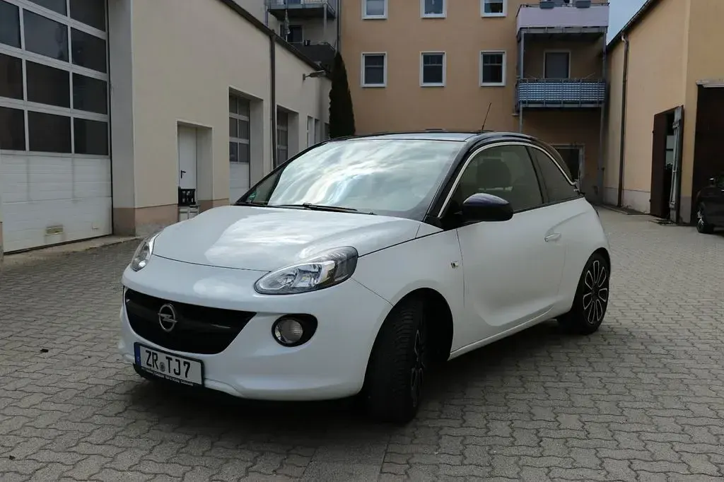 Gebraucht Opel Adam Glam 87 PS (63 kW) 2013 Weiß Kleinwagen
