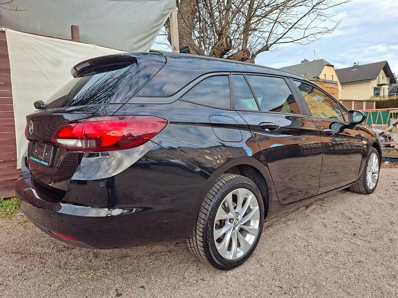 Gebraucht Opel Astra 110 PS (80 kW) 2019 Schwarz Kombi