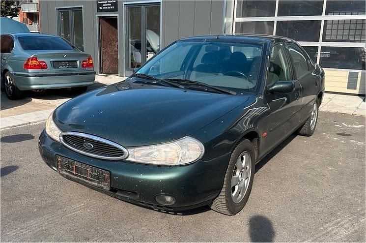 Grün Gebraucht 1998 Ford Mondeo Limousine | 550 € (Superpreis) - Bild 1/4