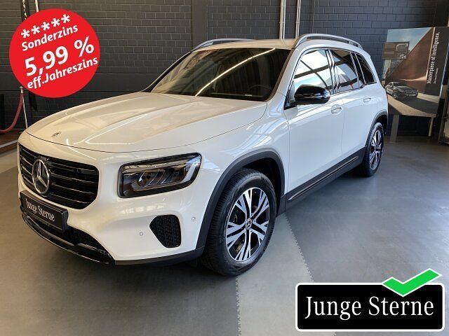 Weiß Gebraucht 2024 Mercedes GLB200 Progressive SUV | 39.980 € (Fairer Preis) - Bild 1/4