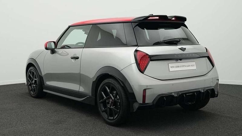 Second-hand Mini John Cooper Works 156 CP (114 kW) 2024 Gri Hatchback