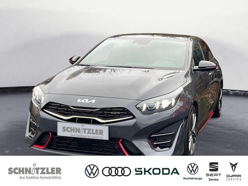 Grau Gebraucht 2023 Kia ProCeed GT GT Kleinwagen | 26.450 € (Guter Preis) - Bild 1/4