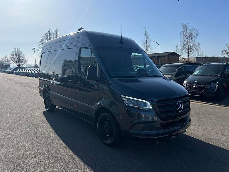 Second-hand Mercedes Sprinter 190 CP (139 kW) 2025 Gri Van