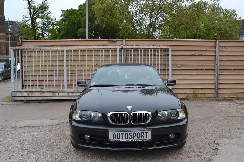 Gebraucht BMW 323 Cabriolet Performance 170 PS (125 kW) 2000 Schwarz Cabrio