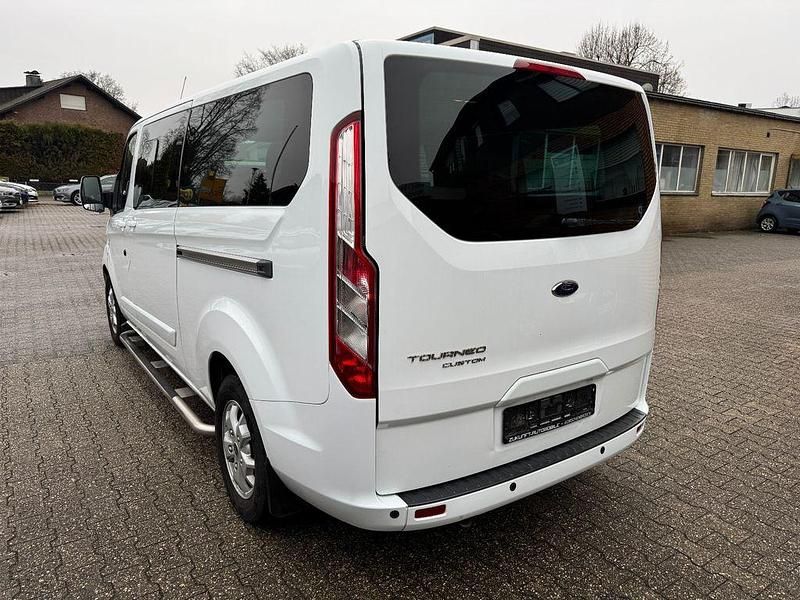 Gebraucht Ford Tourneo 155 PS (114 kW) 2014 Weiß Van / Kleinbus