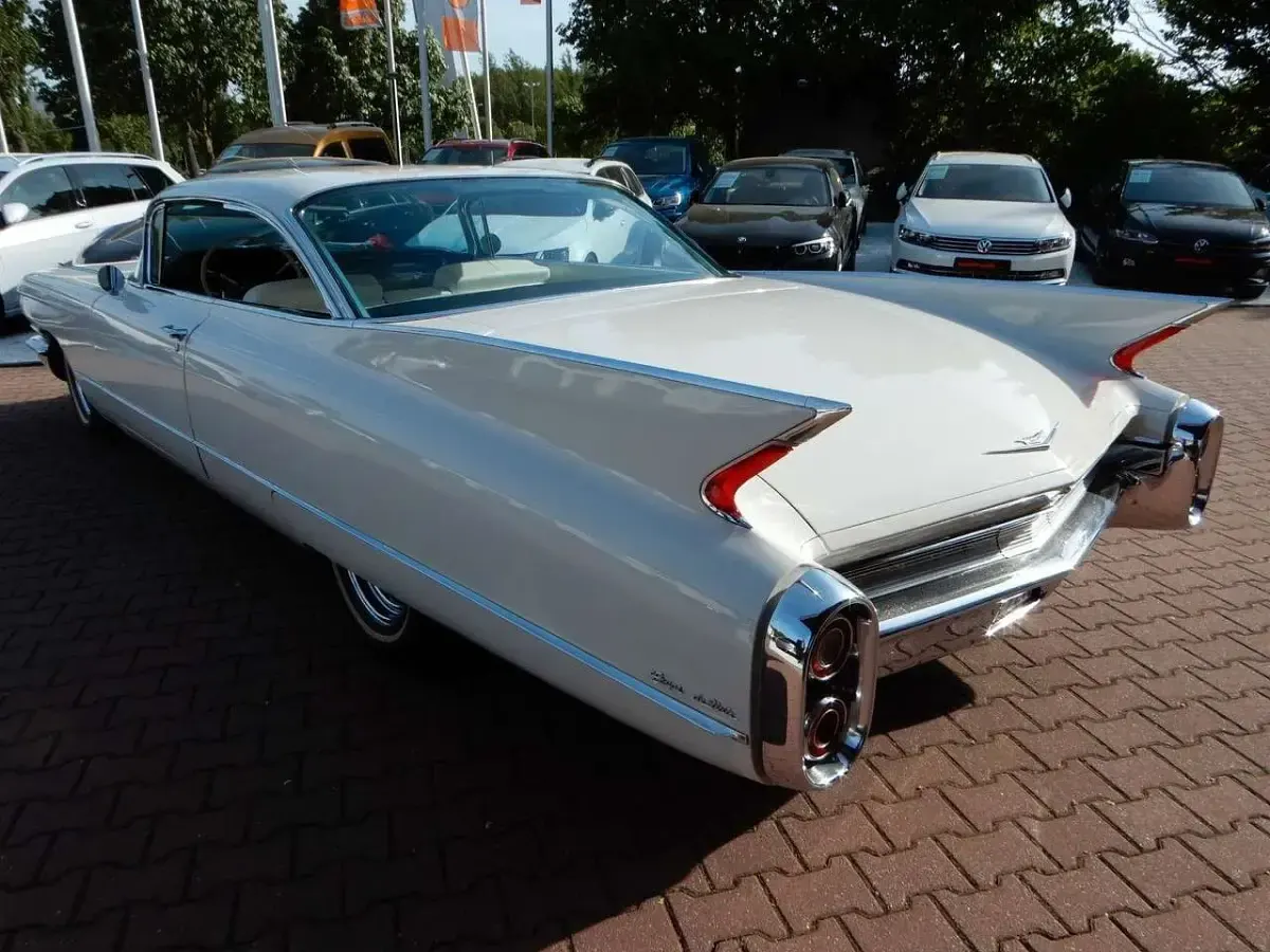 Gebraucht Cadillac Coupé DeVille 325 PS (239 kW) 1960 Weiß Coupé