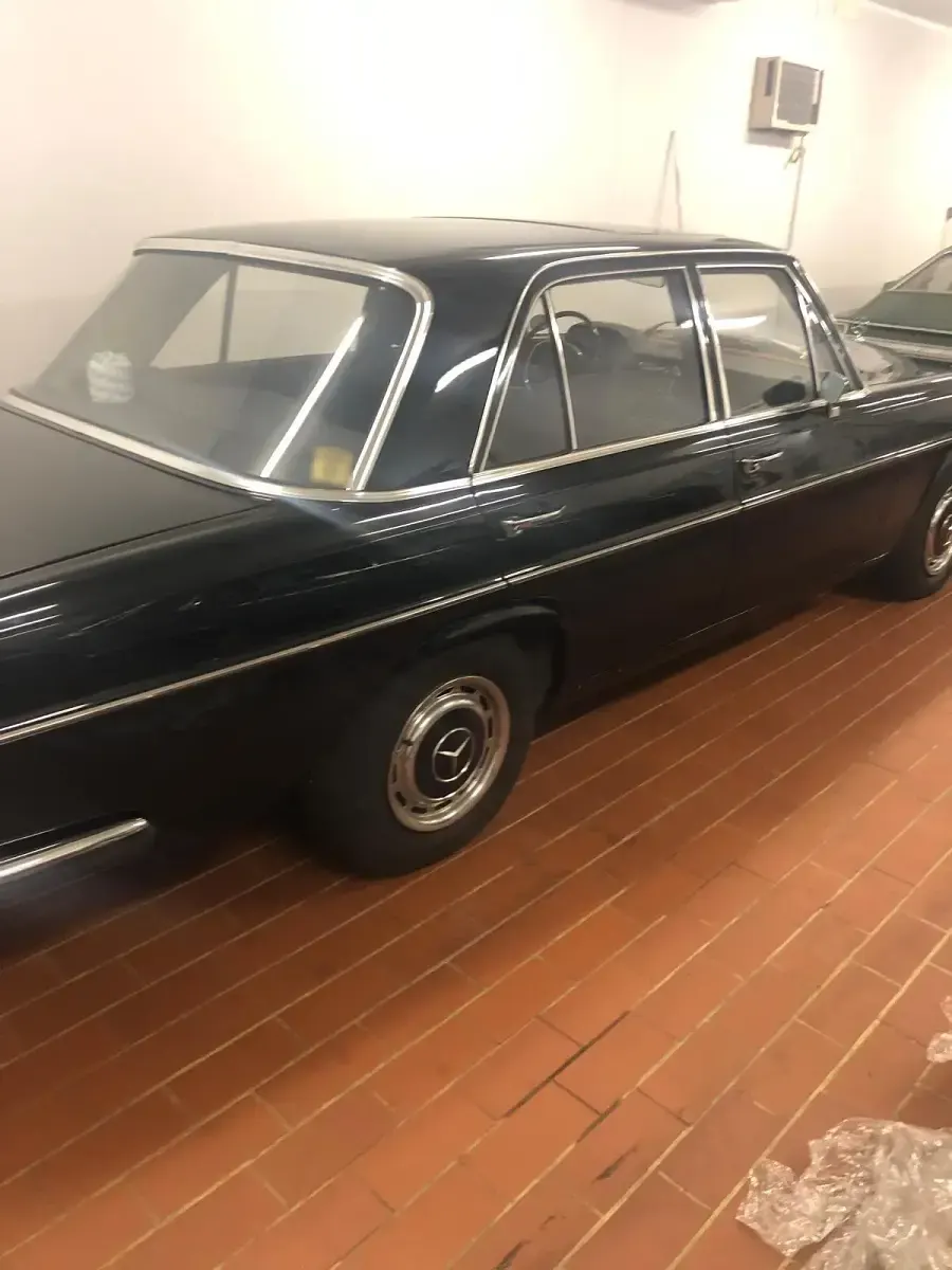 Gebraucht Mercedes W108 140 PS (102 kW) 1969 Schwarz Limousine