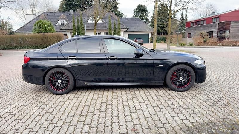 Gebraucht BMW 530 M Sport 300 PS (220 kW) 2011 Schwarz Limousine