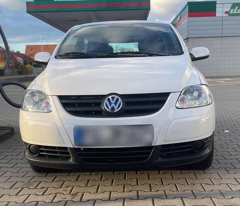 Gebraucht VW Fox 75 PS (55 kW) 2006 Weiß Kleinwagen