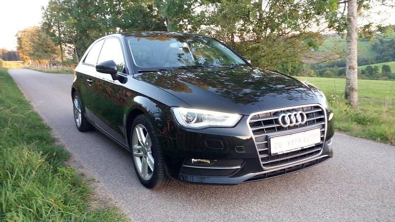 Gebraucht Audi A3 Ambition 150 PS (110 kW) 2014 Schwarz Kleinwagen