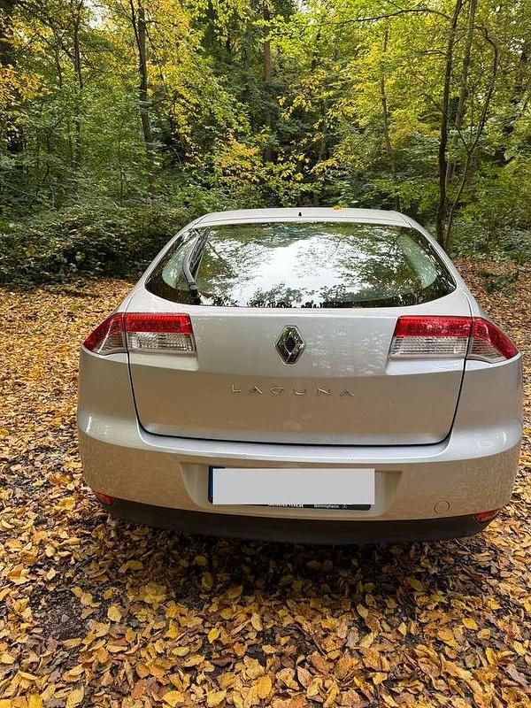 Gebraucht Renault Laguna III Expression 140 PS (102 kW) 2008 Limousine