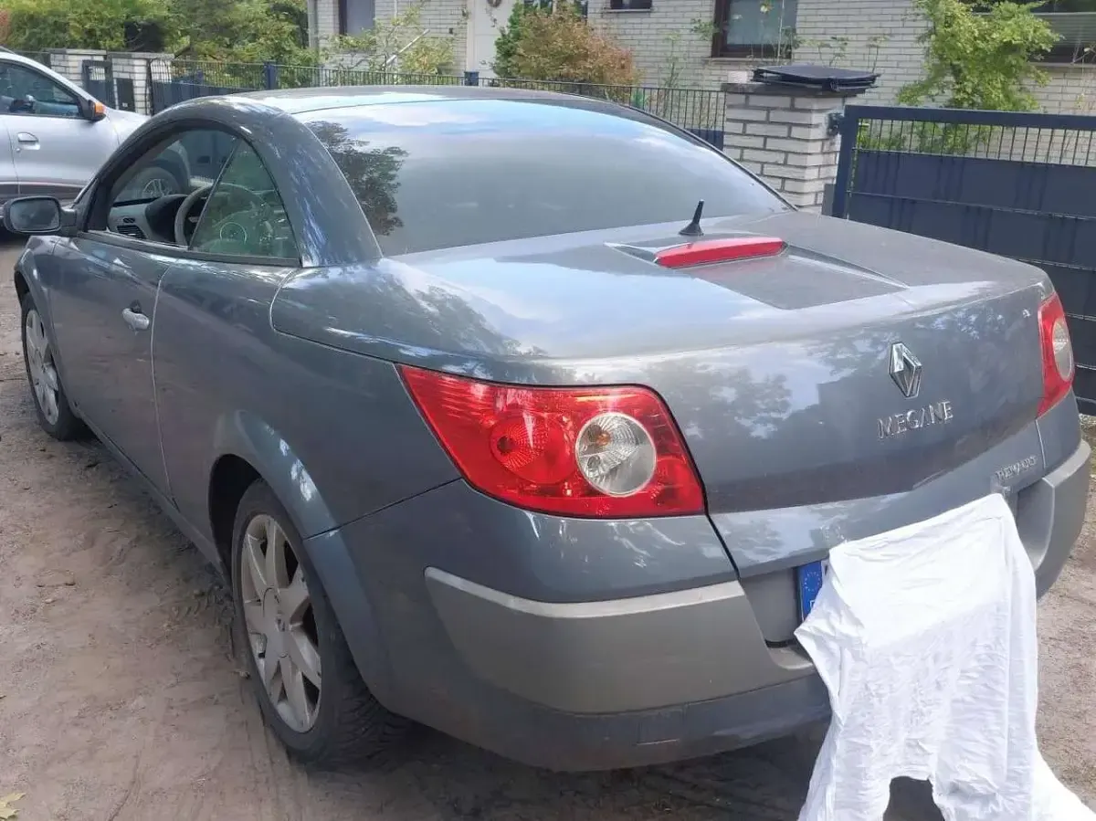 Gebraucht Renault Mégane Cabriolet Dynamique 163 PS (119 kW) 2006 Grau Cabrio