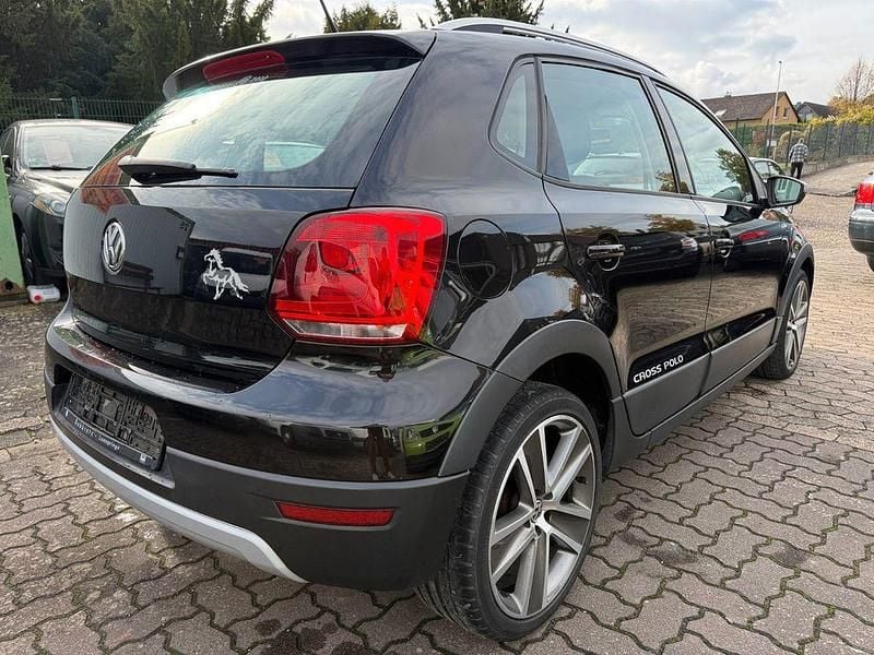 Gebraucht VW Polo Cross 69 PS (50 kW) 2011 Schwarz Kleinwagen