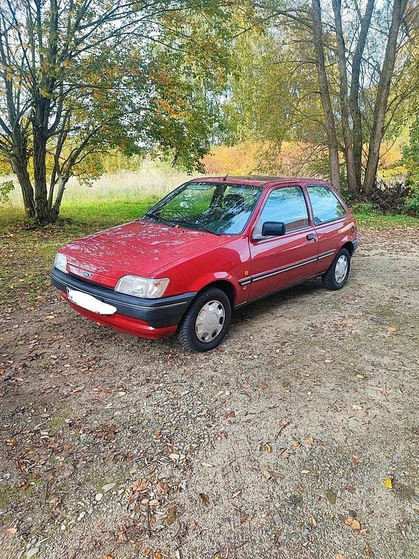 Gebraucht 1993 Ford Fiesta Kleinwagen | 650 € - Bild 1/4
