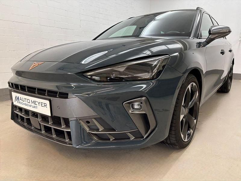 Gebraucht Cupra Leon 150 PS (110 kW) 2024 Blau Limousine