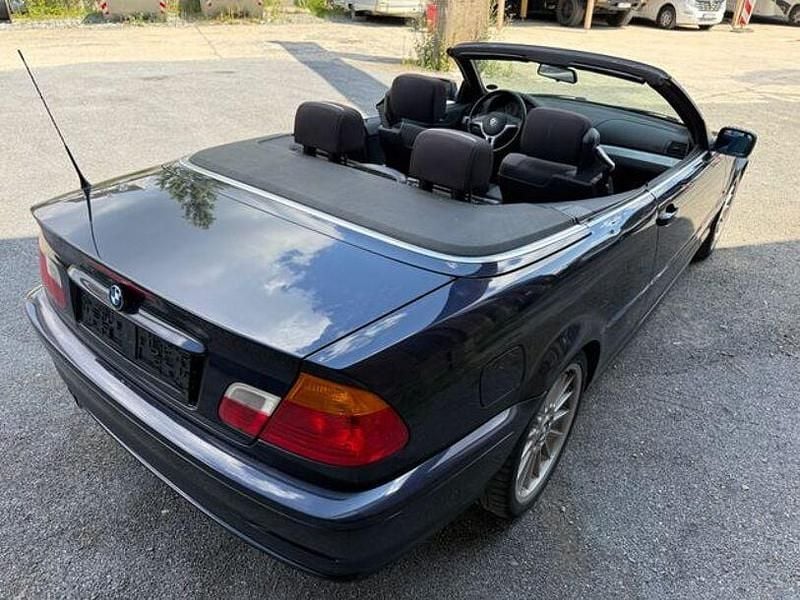 Gebraucht BMW 323 170 PS (125 kW) 2000 Blau Cabrio