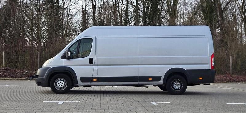 Gebraucht Citroën Jumper 177 PS (130 kW) 2013 Silber Van / Kleinbus
