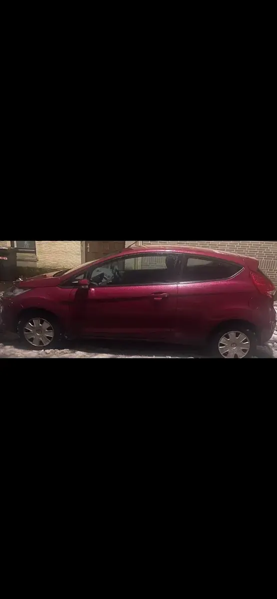 Gebraucht Ford Fiesta 96 PS (70 kW) 2009 Rot Kleinwagen