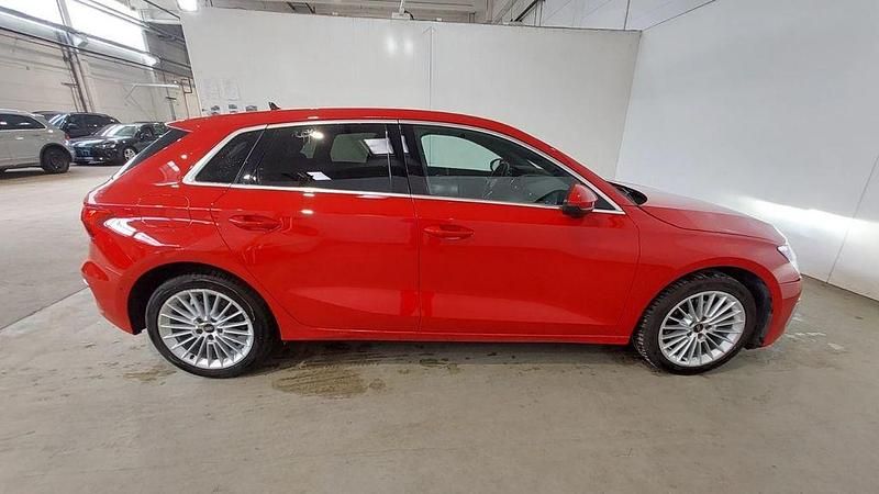 Gebraucht Audi A3 S-Line 150 PS (110 kW) 2022 Tangorot Limousine