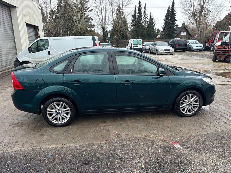 Gebraucht Ford Focus Ghia 145 PS (106 kW) 2008 Limousine
